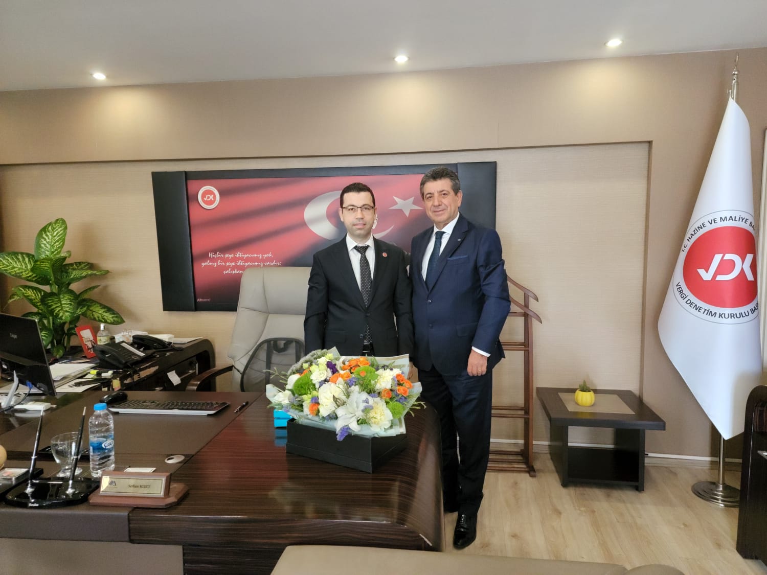 Yönetim Kurulumuz Adana Vergi Denetim Daire Başkanı Sn. Serkan KURT’u makamında ziyaret etmişlerdir.14.06.2022